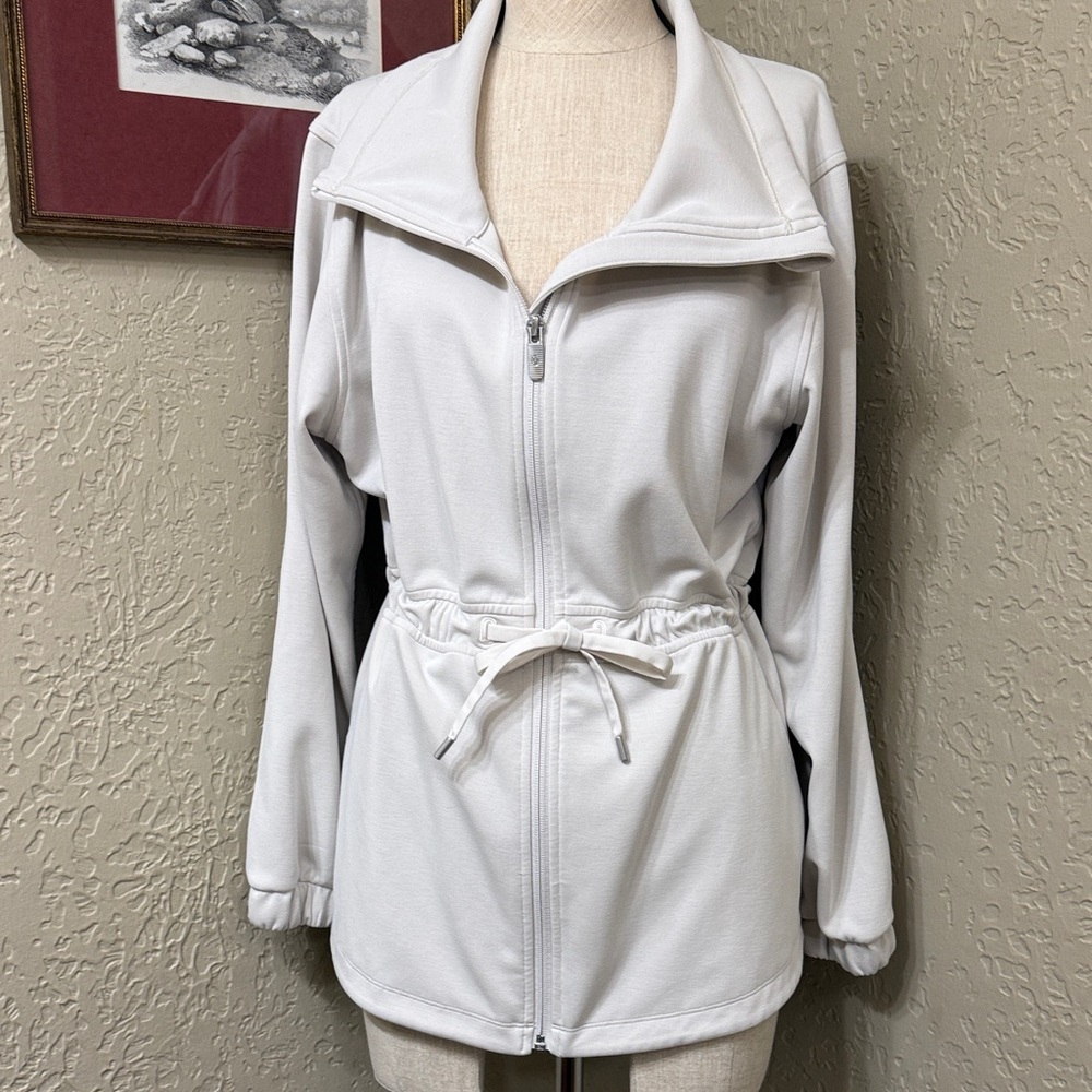 Lululemon Ivory Softstreme Zip-Up Jacket sz 4